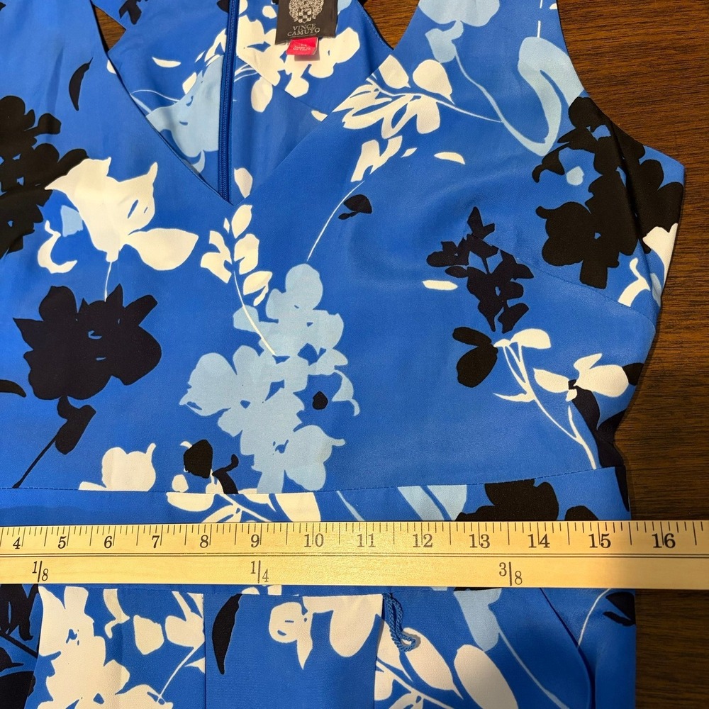 Vince Camuto Blue Floral Wide Leg Jumpsuit Size M Pockets Vacation, Resort, Chic - Picture 13 of 16